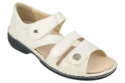 Sandalen<Finn Comfort FinnComfort - ca K wijdte - Biella - 82623 - Marmerwit - Uitneembaar voetbed